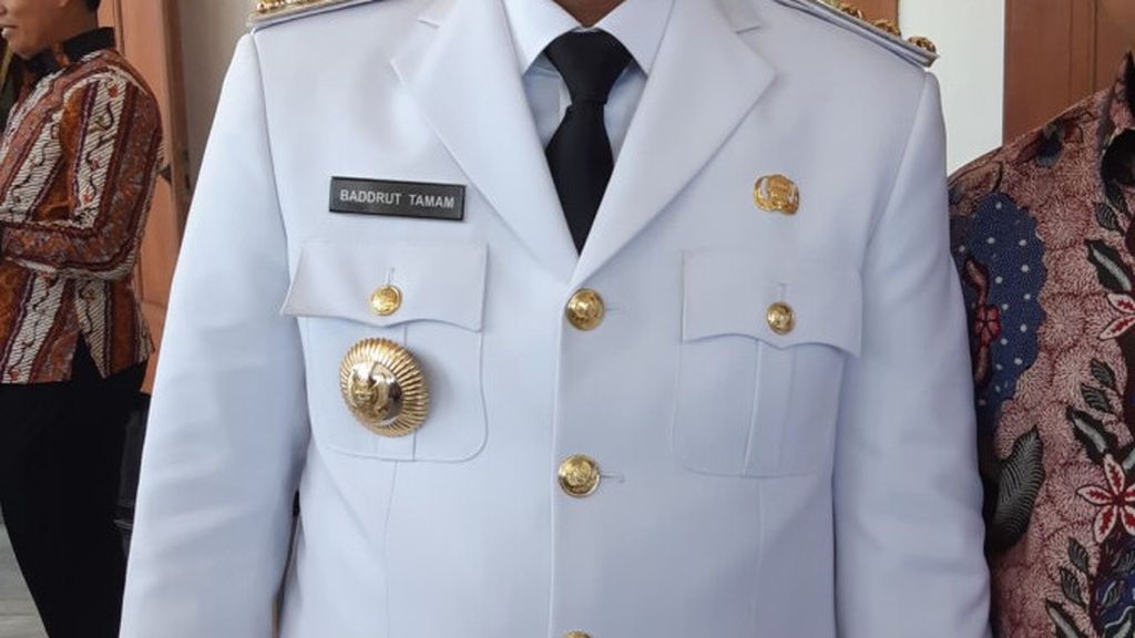 Bupati Pamekasan Baddrut Taman seusai pelantikan di Gedung Negara Grahadi, Surabaya, Jatim, Senin (24/9/2018).