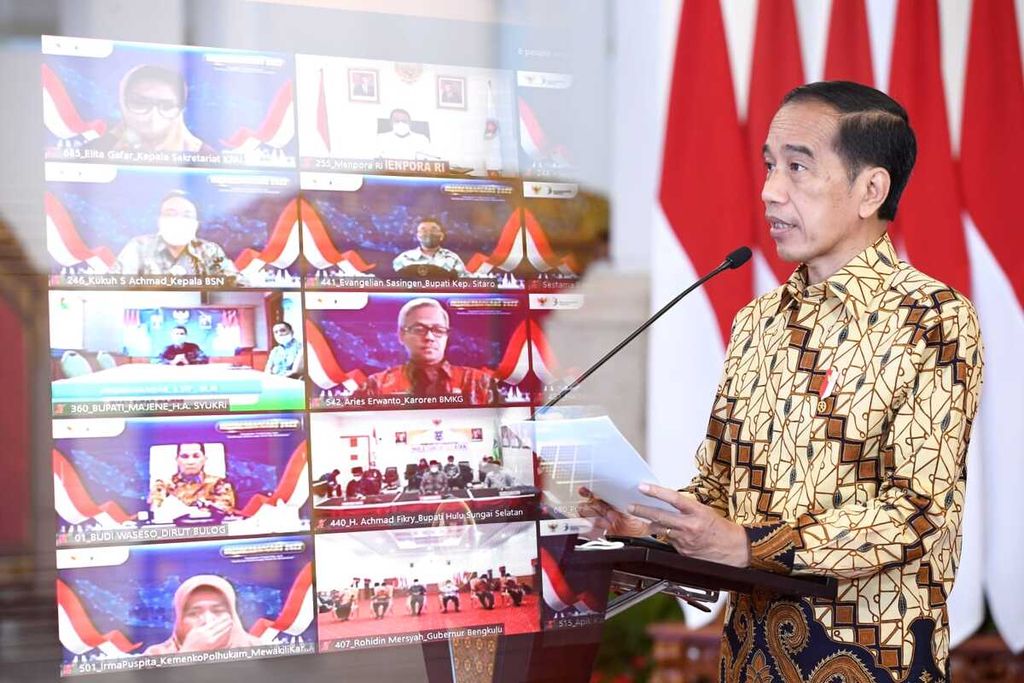 Presiden Joko Widodo saat memberikan pengarahan pada Peresmian Pembukaan Musyawarah Perencanaan Pembangunan (Musrenbang) Nasional Tahun 2022 di Istana Negara, Jakarta, Kamis (28/4/2022). 