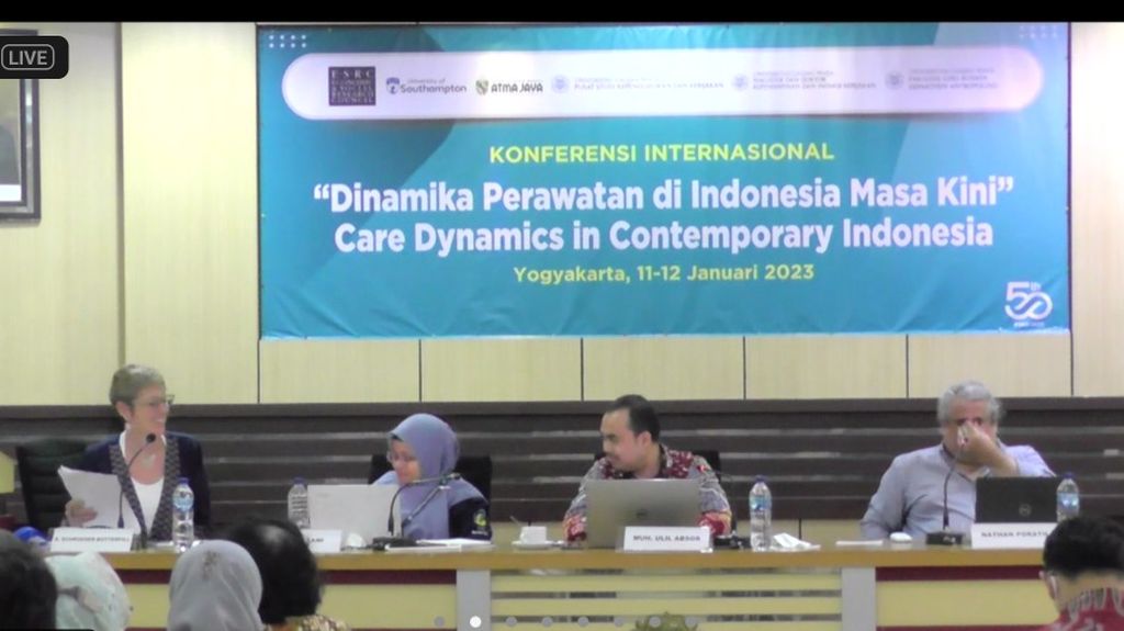 Suasana konferensi internasional "Dinamika Perawatan di Indonesia Masa Kini" yang diakses secara daring di Jakarta, Rabu (11/1/2023).