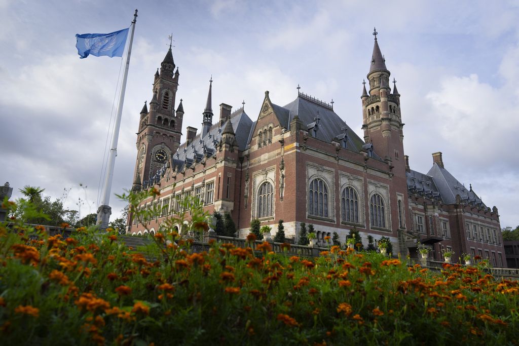 Istana Perdamaian yang merupakan markas Mahkamah Internasional atau ICJ di Den Haag, Belanda, pada 19 September 2023.