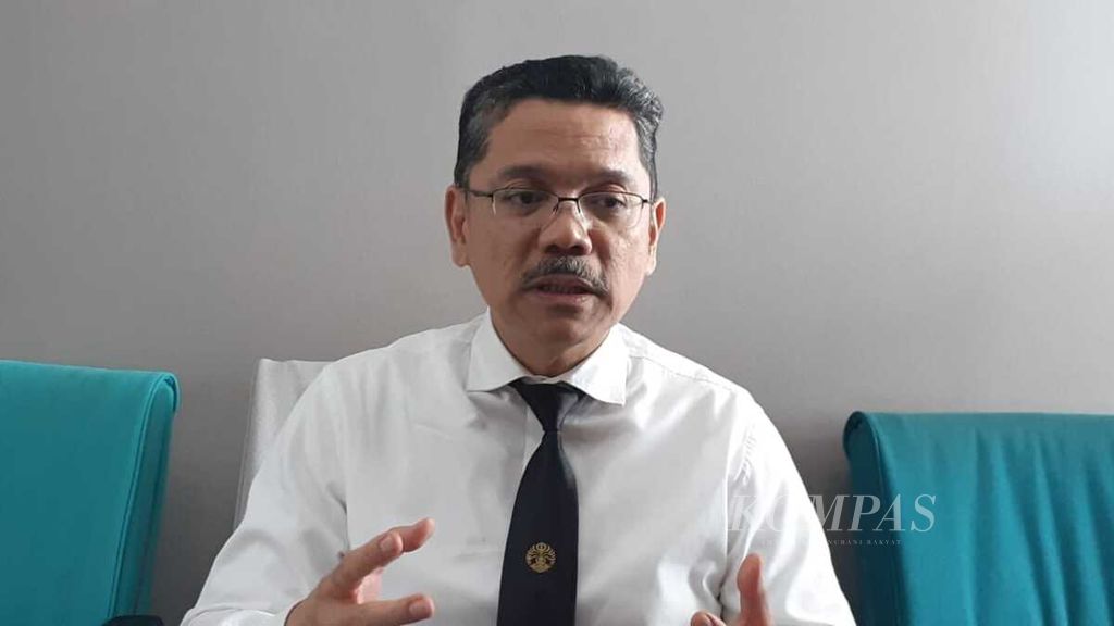 Guru Besar Bidang Ilmu Penyakit Dalam Fakultas Kedokteran Universitas Indonesia Ari Fahrial Syam