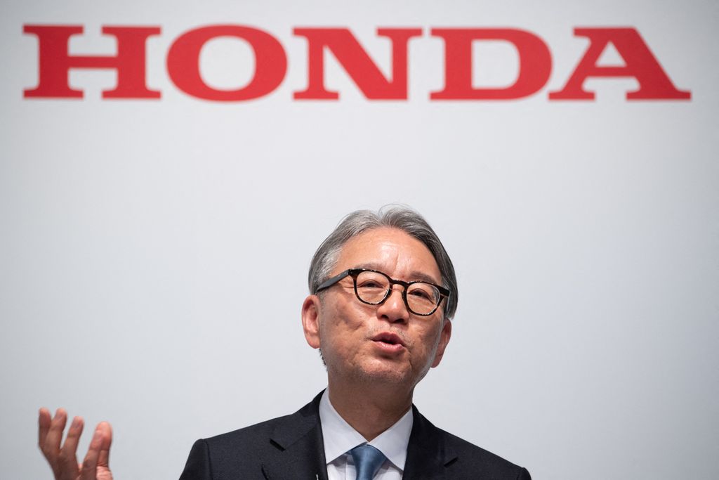 Presiden Honda Motors Toshihiro Mibe mengungkap kerja sama Honda-Nissan, Jumat (15/3/2024), di Tokyo, Jepang.