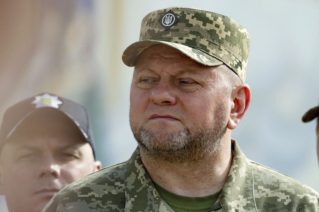 Panglima Angkatan Bersenjata Ukraina Jenderal Valerii Zaluzhnyi di Kyiv pada Juli 2023. Pada Kamis (8/2/2024), ia dicopot dari jabatannya.