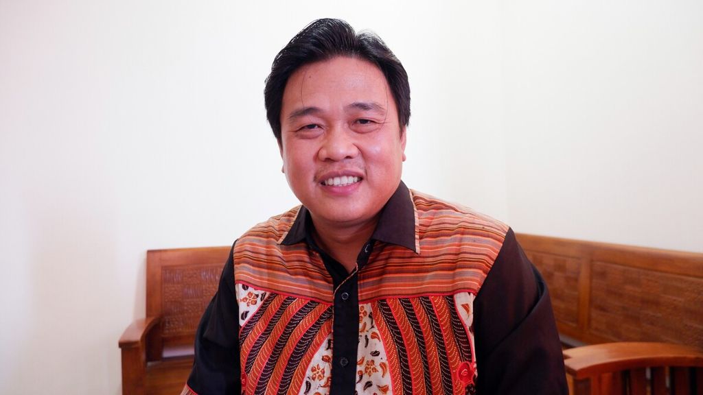 https://cdn-assetd.kompas.id/BglEqSwpw0BzrTfByHLzEmy2aHA=/1024x576/https%3A%2F%2Fkompas.id%2Fwp-content%2Fuploads%2F2019%2F11%2FRektor-Unika-Soegijapranata_1574590057.jpg