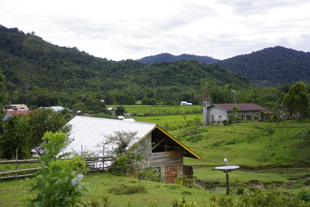 Lanskap Desa Panado, Kecamatan Krayan, Kabupaten Nunukan, Kalimantan Utara, Senin (29/11/2021). Ini merupakan desa yang berada di perbatasan Krayan-Sarawak, Malaysia.