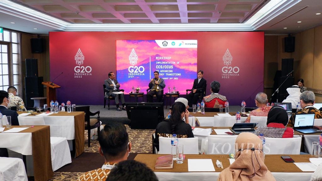 Suasana diskusi Energy Transition Working Group (ETWG) G20 Presidensi Indonesia bertajuk "Implementation of CCS/CCUS to Advancing Energy Transitions" di Nusa Dua, Badung, Bali, Senin (29/8/2022). Pada diskusi lainnya, juga dibicarakan upaya bersama mencari solusi jangka pendek dari krisis gas global pascapulihnya perekonomian serta dampak geopolitik dunia.