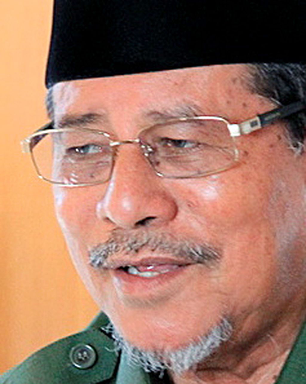Gubernur Maluku Utara Abdul Gani Kasuba