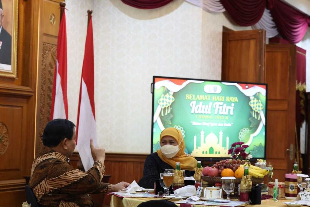 Ketua Umum Partai Gerindra Prabowo Subianto menemui Gubernur Jawa Timur Khofifah Indar Parawansa, di Surabaya, Selasa (3/5/2022).