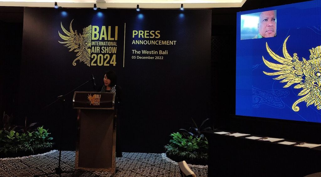 CEO Comexposium Asia Pacific Elaine Chia memberikan sambutannya dalam acara jumpa pers penyelenggaraan Bali International Air Show 2024 di Nusa Dua, Badung, Bali, Senin (5/12/2022).