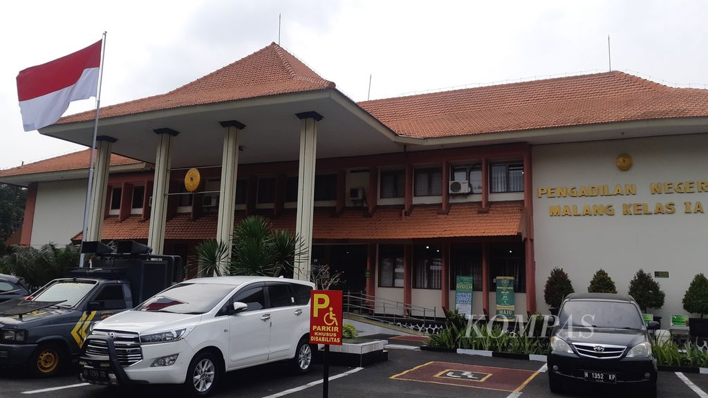 Suasana Pengadilan Negeri Malang, Rabu (07/09/2022), saat sidang putusan kasus dugaan kekerasan seksual di sekolah SPI Kota Batu, Jatim.