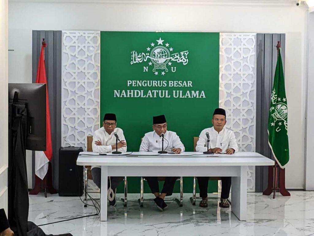 Konferensi pers peluncuran lagu Merawat Jagad, Membangun Peradaban di Kantor Pusat PBNU, Kramatjati, Jakarta, Jumat (6/1/2023).