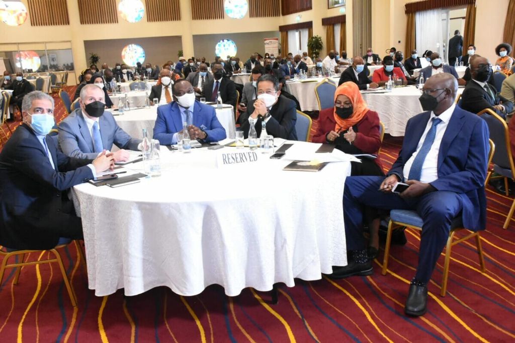 Forum Bisnis Akhir Tahun antara Indonesia dengan Kenya diadakan di Nairobi, Kenya, untuk mendorong kerja sama ekonomi yang lebih erat. 