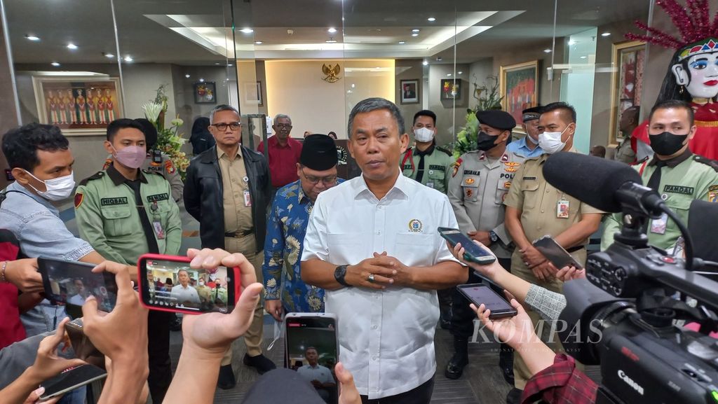 Ketua DPRD DKI Jakarta Prasetio Edi Marsudi seusai memimpin rapimgab, Senin (12/9/2022), untuk menentukan mekanisme penentuan nama-nama usulan calon penjabat gubernur DKI Jakarta.
