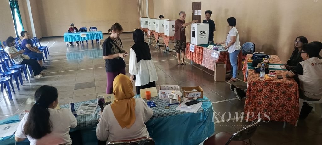 Pemungutan suara ulang di Mojolangu, Malang, Jawa Timur, Sabtu (24/2/2024).
