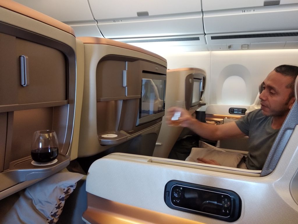 The atmosphere of Singapore Airlines business class on a Singapore-Seattle, USA, first flight, September 3 2019.