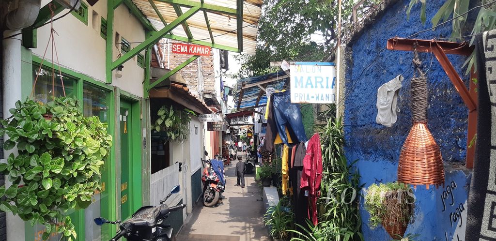 Suasana Gang RS Mata, Kelurahan Babakan Ciamis, Kecamatan Sumur Bandung, Kota Bandung, Rabu (16/10/2019). Di jalan ini terdapat beberapa penginapan bagi pasien berobat mata di Pusat Mata Nasional Rumah Sakit Mata Cicendo.