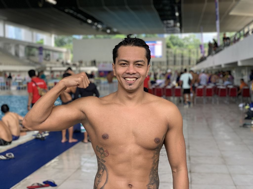 Perenang senior Indonesia, I Gede Siman Sudartawa (28), pada nomor 50 meter gaya punggung Kejuaraan Akuatik Indonesia Open (IOAC) 2022 di Stadion Akuatik Gelora Bung Karno, Jakarta, Selasa (13/12/2022).