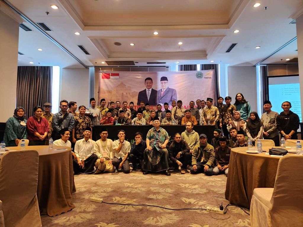 Suasana acara Refleksi Akhir Tahun 2022 International Media Training for Muslim Journalist yang diselenggarakan di Jakarta, Sabtu (31/12/2022). Dalam acara tersebut, Lembaga Persahabatan Ormas Islam (LPOI) mendeklarasikan Asosisiasi Media Muslim Indonesia atau Ammindo.