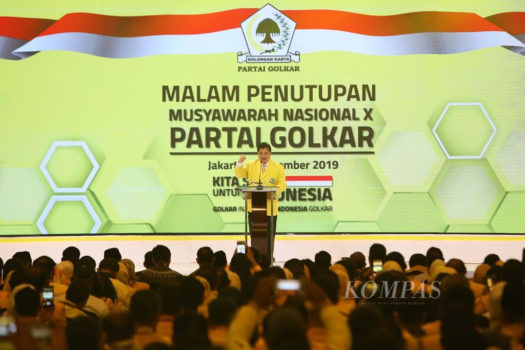 Ketua Umum Partai Golkar terpilih Airlangga Hartarto menyampaikan sambutan dalam penutupan Musyawarah Nasional X Partai Golkar di Jakarta, Kamis (5/12/2019). 