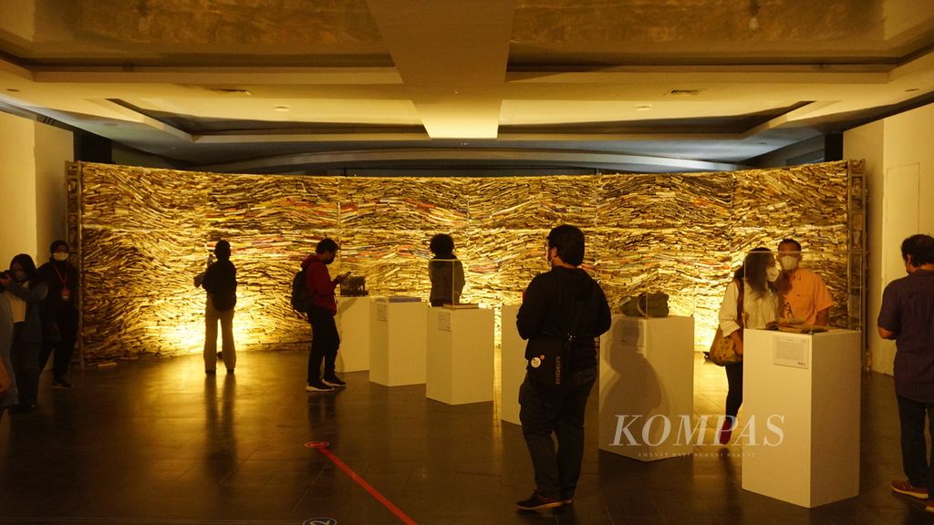 Suasana ruang pameran bertajuk "Daulat dan Ikhtiar", di Museum Benteng Vredeburg, Yogyakarta, Selasa (1/3/2022).