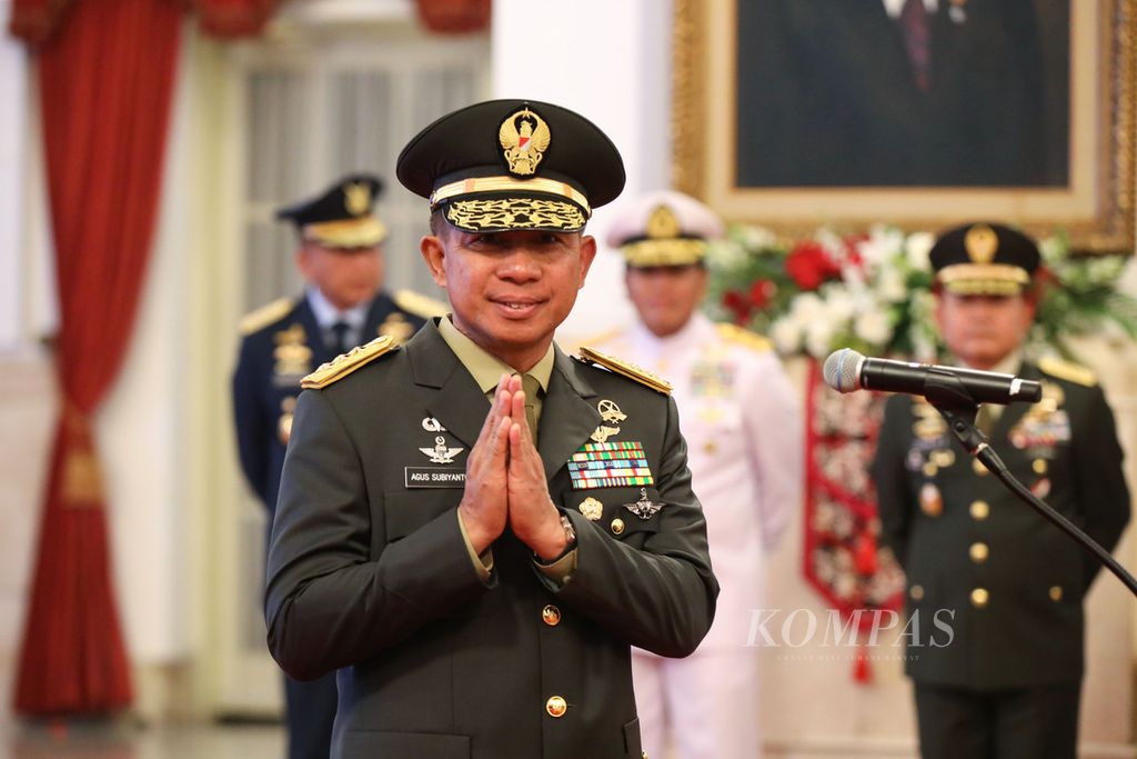 <u>a</u>Letnan Jenderal TNI Agus Subiyanto jelang dilantik menjadi Kepala Staf Angkatan Darat di Istana Negara, Jakarta, Rabu (25/10/2023). 