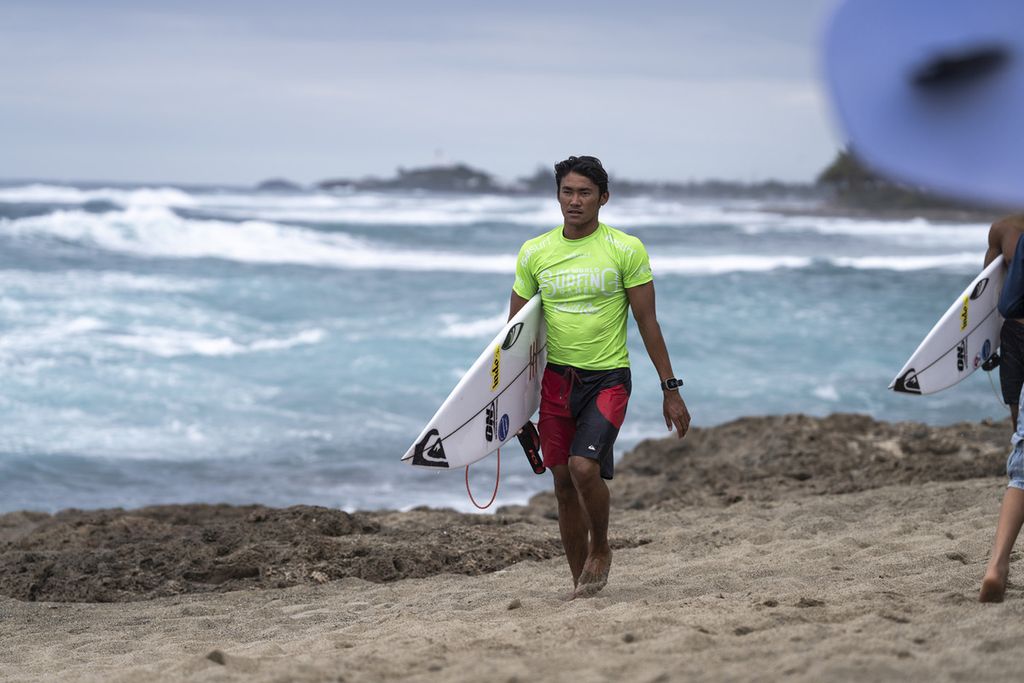 Peselancar Indonesia, Rio Waida, tampil di ajang kualifikasi Olimpiade Paris 2024, International Surfing Association (ISA) World Surfing Games 2024 di Arecibo, Puerto Rico, yang dimulai sejak 23 Februari.