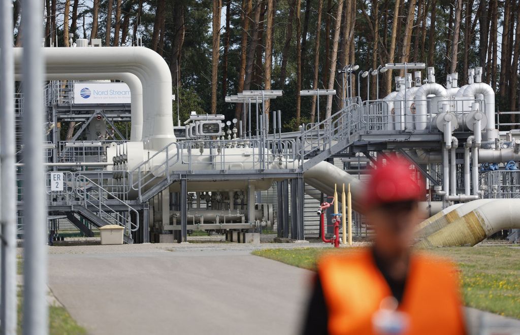 Fasilitas penerimaan dan distribusi gas alam yang dioperasikan Gascade di Lubmin, Jerman bagian timur laut, dekat perbatasan dengan Polandia, Selasa (30/8/2022). 
