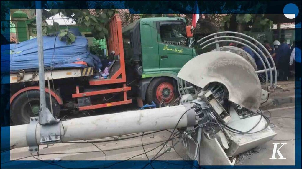 Polres Metro Bekasi Kota pada Kamis (1/9/2022) menetapkan sopir truk tronton sebagai tersangka kecelakaan maut di Kota Bekasi, Jawa Barat.
