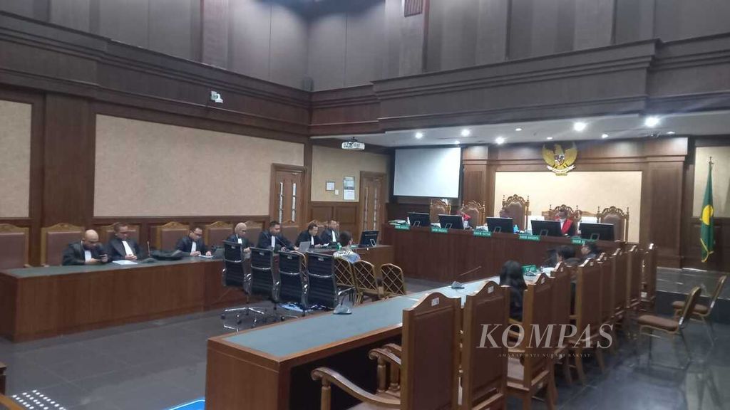 Suasana sidang tuntutan mantan Komisaris Independen PT Wika Beton, Dadan Tri Yudianto, di Pengadilan Tindak Pidana Korupsi Jakarta, Selasa (13/2/2024). 