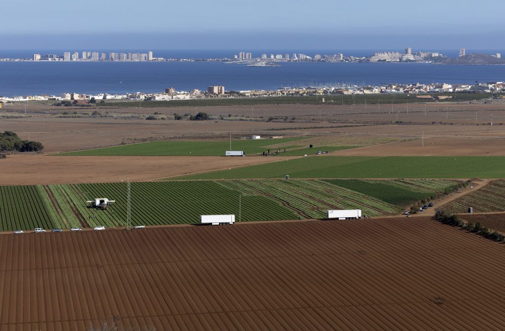 Lahan pertanian tak jauh dari laguna Mar Menor di Murcia, Spanyol.