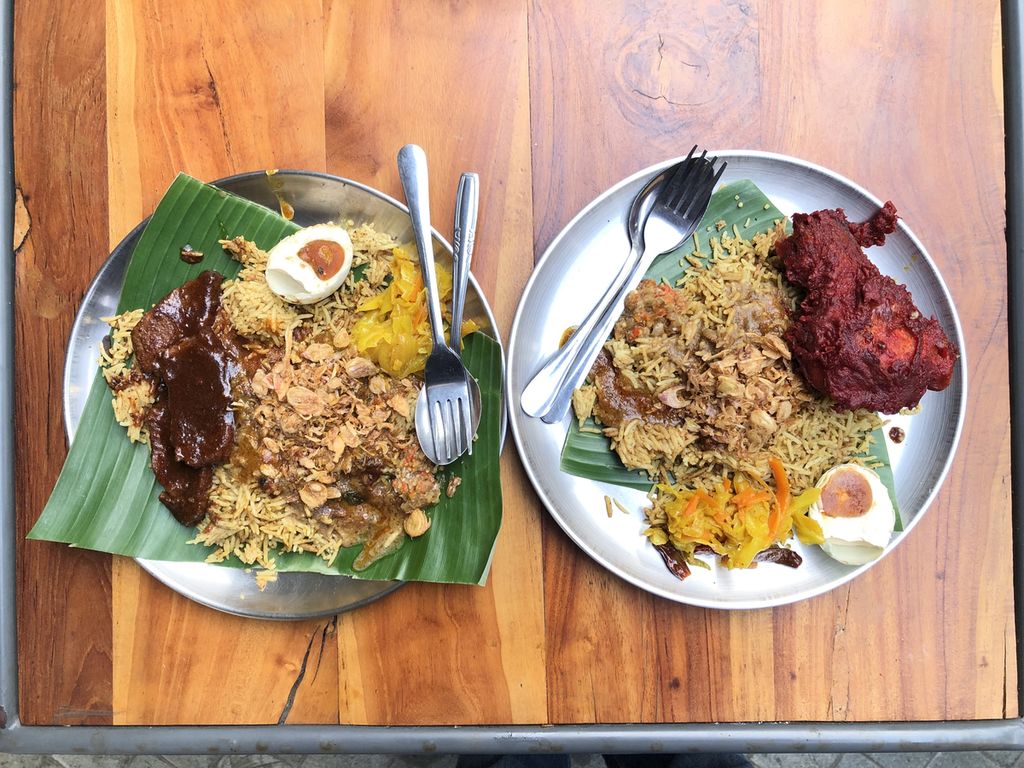 Santapan di Kedai Nasi Kandar, Kamis (11/7/2024).