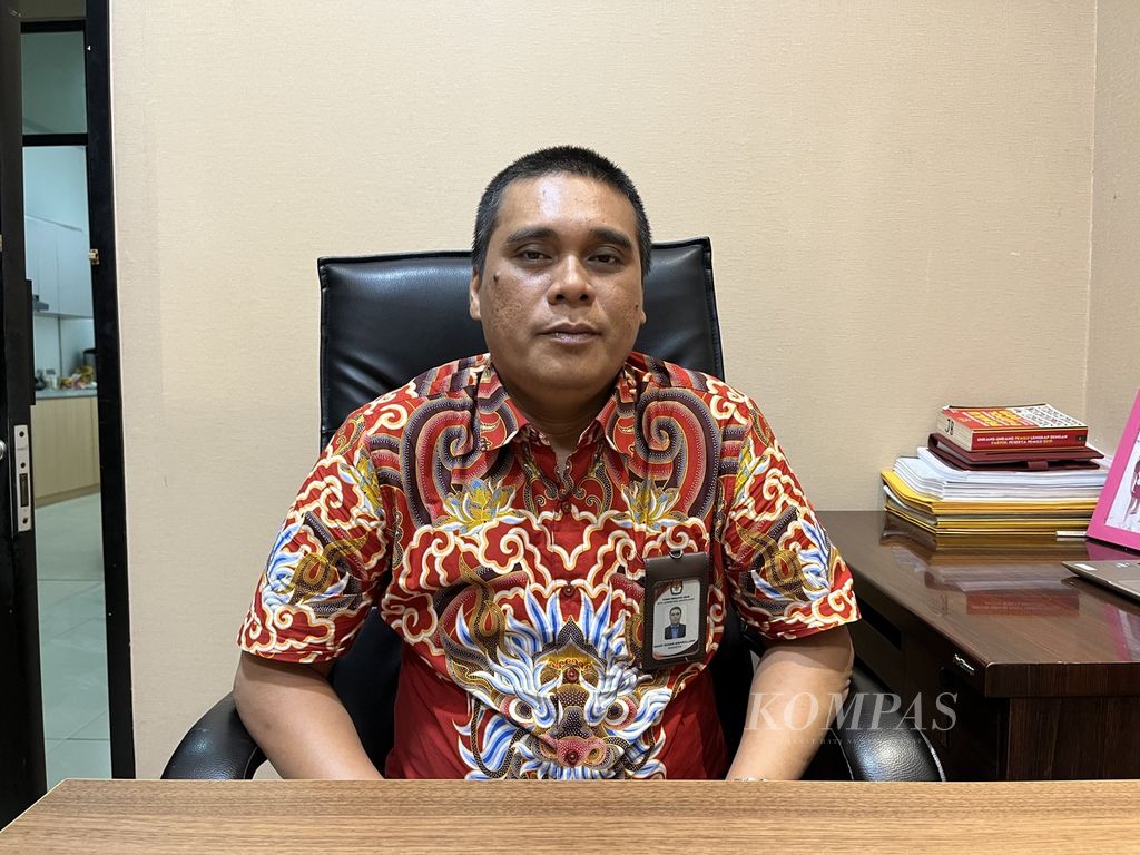 Anggota KPU Kota Jakarta Pusat, Sahat Dohar Manullang 