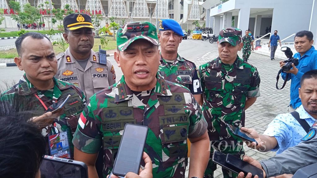 Panglima Komando Daerah Militer XVII Cenderawasih, Teguh Muji Angkasa, saat ditemui di Kabupaten Jayapura, Papua, Senin (29/8/2022).