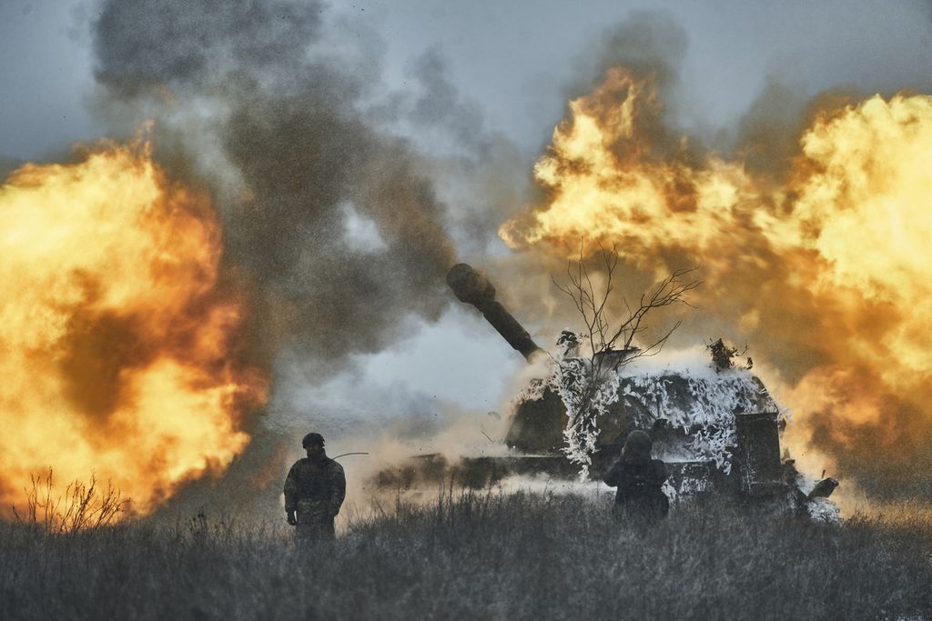 A self-propelled artillery vehicle fires on the frontline, Donetsk region, Ukraine, Saturday, Feb. 18, 2023.
