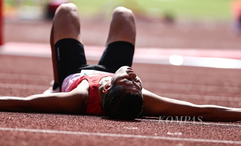 Atlet atletik Paralimpiade Indonesia klasifikasi T36, M Habib Saleh, seusai berlaga di final 100 meter putra ASEAN Para Games 2022 di Stadion Manahan Surakarta, Jawa Tengah, Senin (1/8/2022).