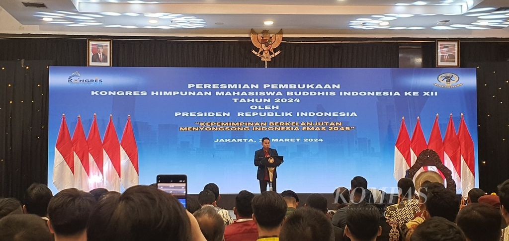 Ketua Presidium Himpunan Mahasiswa Buddhis Indonesia (Hikmahbudhi) Wiryawan menyampaikan terima kasih atas kehadiran Presiden Joko Widodo dalam Kongres XII Hikmahbudhi di Jakarta, Kamis (28/3/2024).