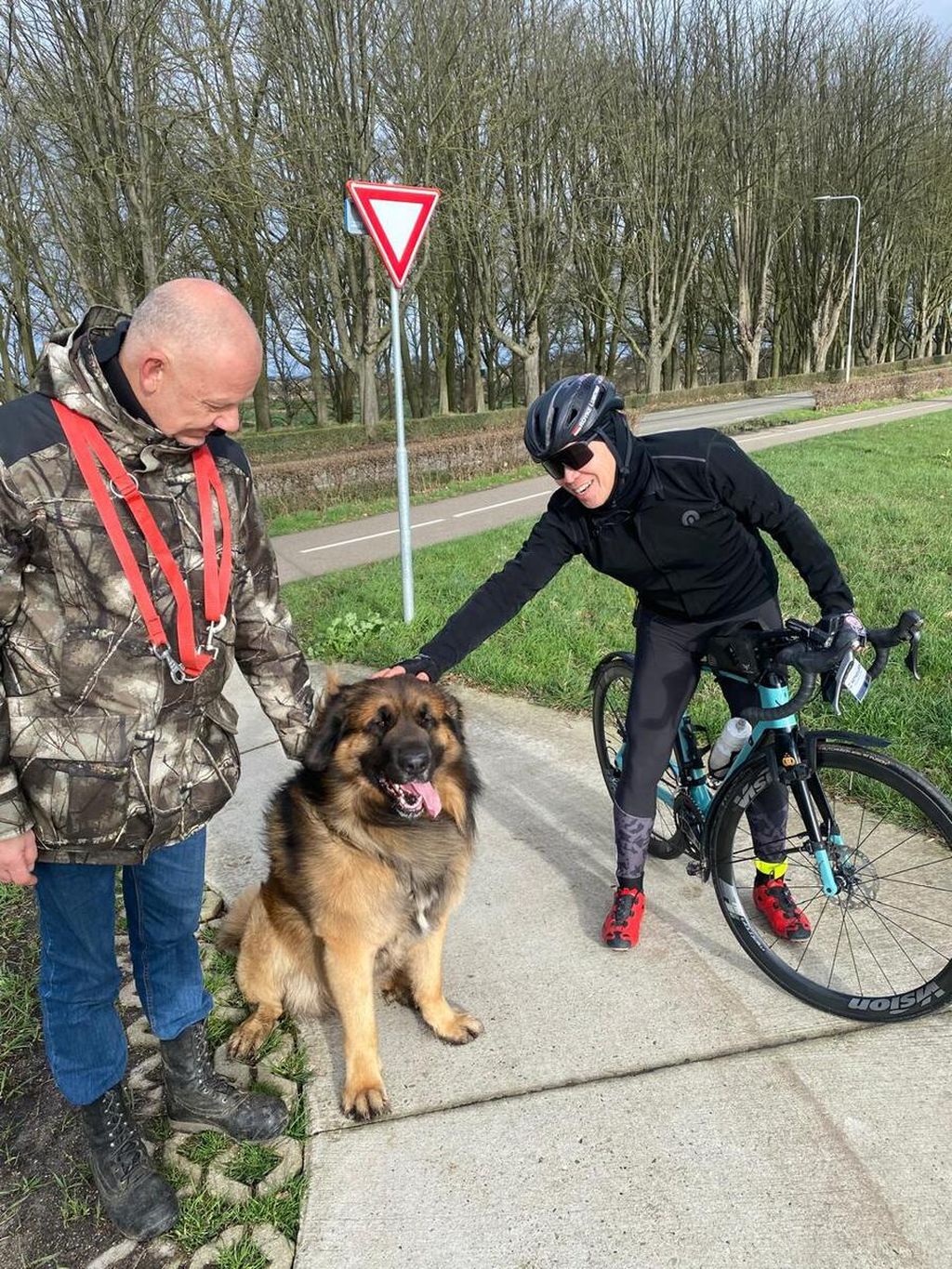 Royke met with a resident who was accompanied by their tall and large dog. The resident always brings their dog when they are outside, especially when walking in parks, restaurants, and other locations.