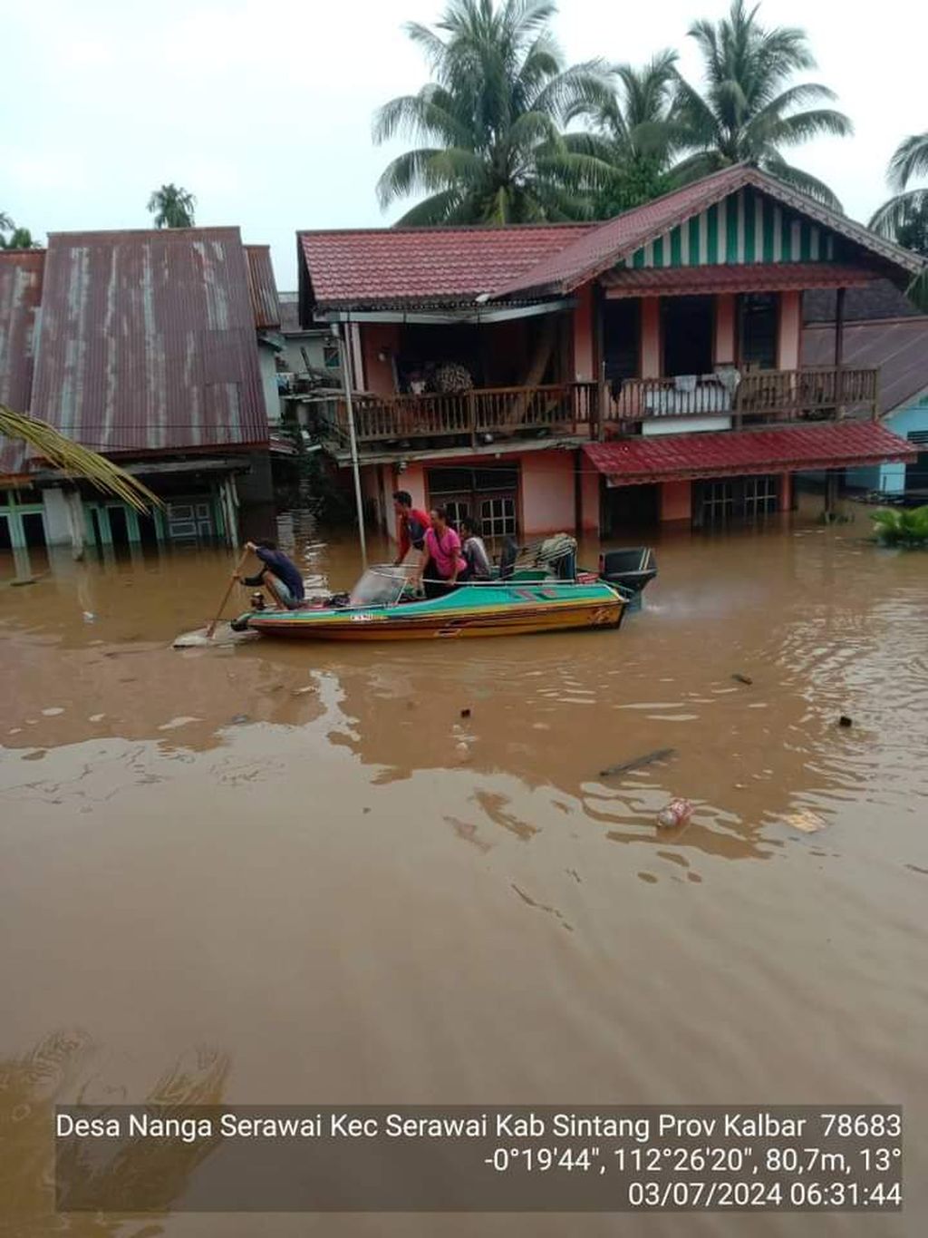 Kondisi banjir di Kecamatan Serawai, Kabupaten Sintang, Kalimantan Barat, Kamis (7/3/2024).