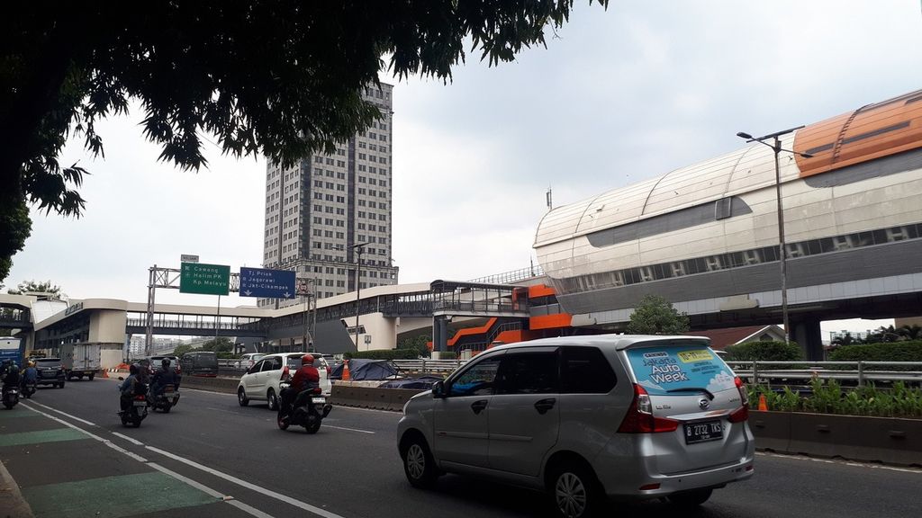  Sisi sebelah utara Halte Cikoko Stasiun Cawang, Pancoran, Jakarta Selatan, Rabu (18/1/2023).