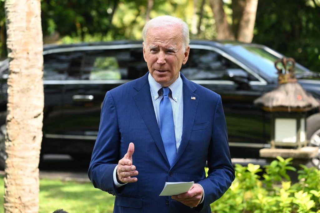 Presiden Amerika Serikat Joe Biden berbicara kepada media tentang situasi di Polandia setelah pertemuan mendadak G7 dan pemimpin Uni Eropa di sela-sela KTT G20 di Nusa Dua, Kabupaten Badung, Bali, Rabu (16/11/2022).