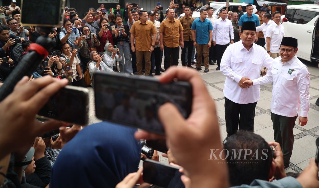 Presiden terpilih 2024-2029 Prabowo Subianto menemui Ketua Umum Partai Kebangkitan Bangsa (PKB) yang juga mantan cawapres nomor urut 1, Muhaimin Iskandar, di Kantor DPP PKB, Jakarta, Rabu (24/4/2024).