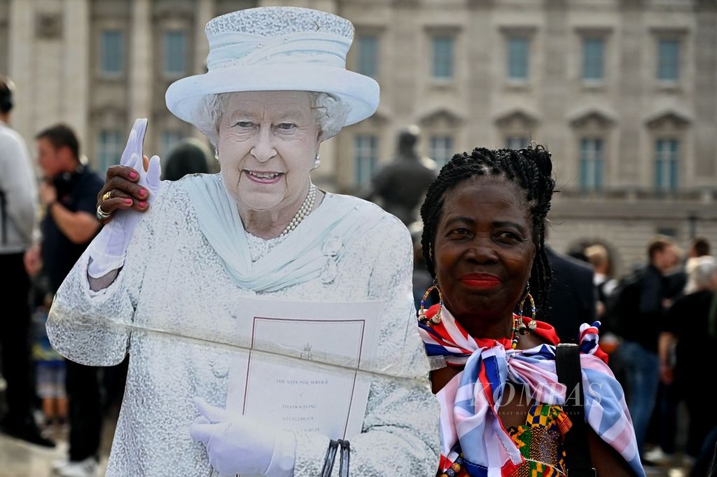 Ratu Inggris Elizabeth II di Istana Buckingham, London, Jumat (10/9/2022).