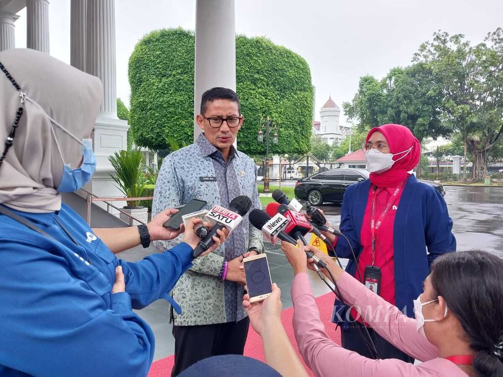 Menteri Pariwisata dan Ekonomi Kreatif Sandiaga Uno di Kompleks Istana Kepresidenan, Jakarta, Kamis (8/9/2022).