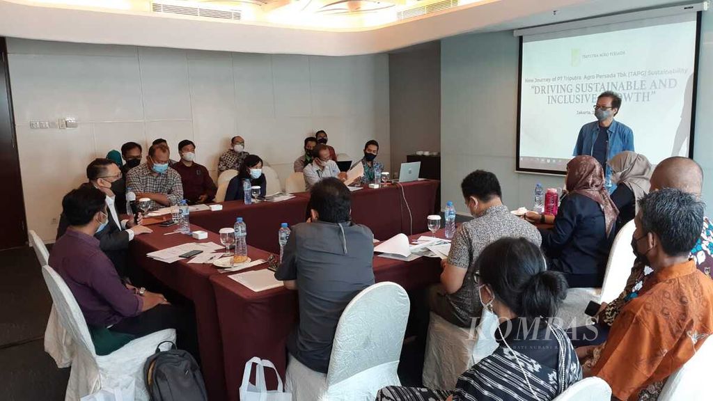 Diskusi media tentang pengelolaan sawit berkelanjutan di Jakarta, Kamis (21/7/2022).