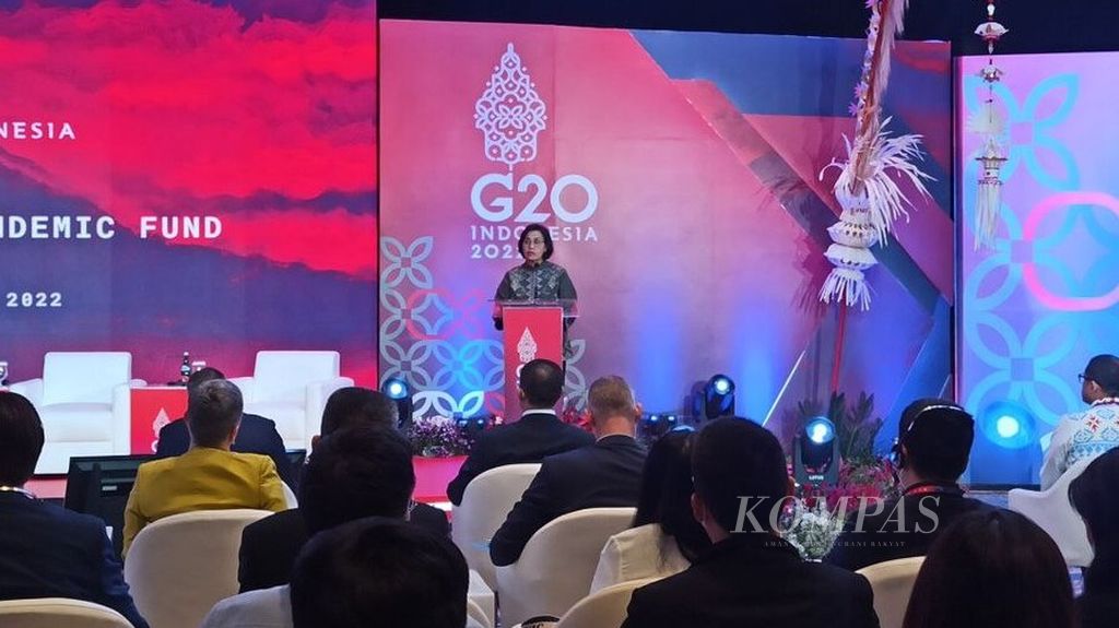 Indonesia Finance Minister Sri Mulyani Indrawati delivers her opening speech at the launch event for the financial intermediary fund (FIF) for pandemic prevention, preparedness and response (PPR), or Pandemic Fund, in Nusa Dua, Bali, on Sunday (11/13/2022). 