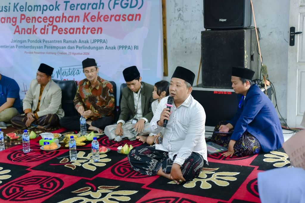 Koordinator Nasional JPPRA Yoyon S Amin menyampaikan materi saat forum diskusi terarah di Cirebon, Jawa Barat, beberapa waktu lalu.