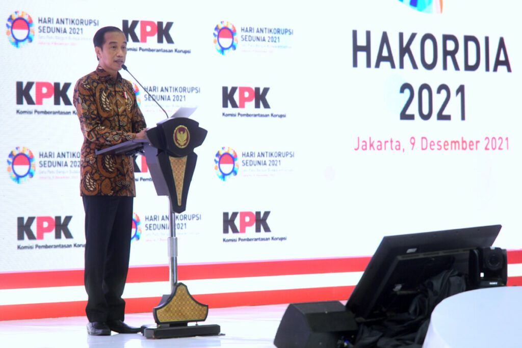 Presiden saat memberikan sambutan pada Hari Antikorupsi Sedunia Tahun 2021 di Gedung Merah Putih Komisi Pemberantasan Korupsi (KPK), Jakarta, 9 Desember 2021.