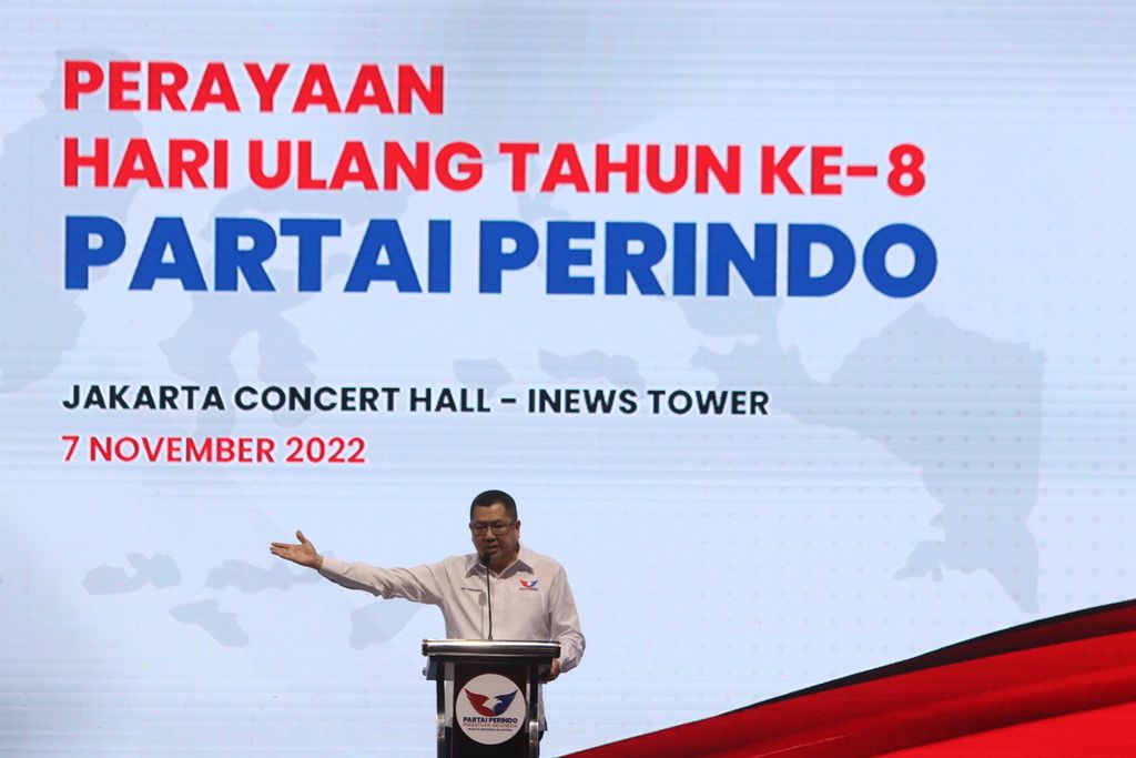 Ketua Umum Partai Perindo Hary Tanoesoedibjo berpidato dalam acara perayaan HUT Ke-8 Partai Perindo di iNews Tower, Menteng, Jakarta Pusat, Senin (7/11/2022). 