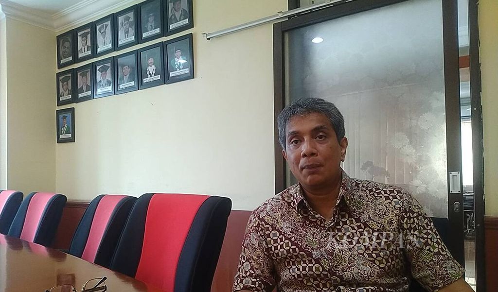 Dean of the Faculty of Medicine, Udayana University, Bali, Prof Dr Dr Komang Januartha Putra Pinatih MKes.