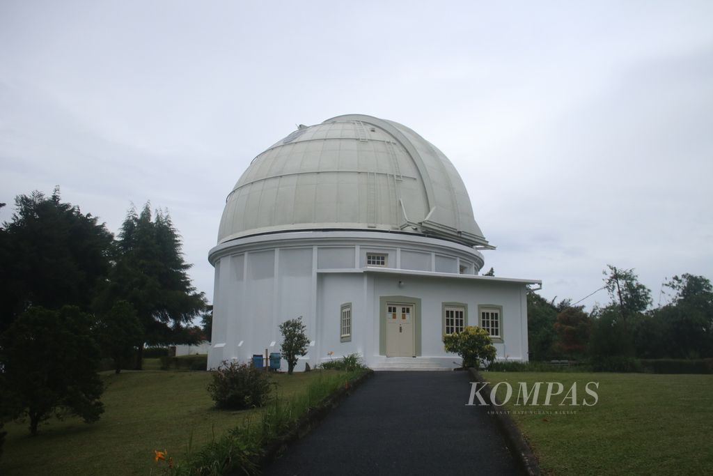 Suasana Observatorium Bosscha, Kecamatan Lembang, Kabupaten Bandung Barat, Jawa Barat, Kamis (29/12/2022). Fasilitas pengamatan langit modern pertama di Asia Tenggara ini telah eksis sejak 1 Januari 1923.
